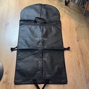 Todd Snyder Trifold Zip Around Garment Bag - New Unused